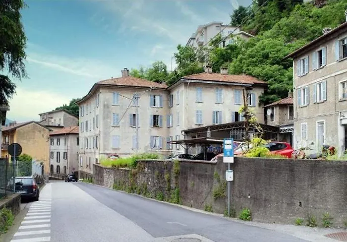 Appartamento Relax House 7min In Bus Dal